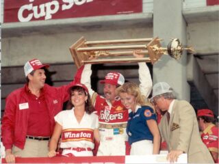 Tim Richmond rallies in a foggy, photo finish at Pocono | Hendrick Motorsports, 40 NASCAR wins in 40 days